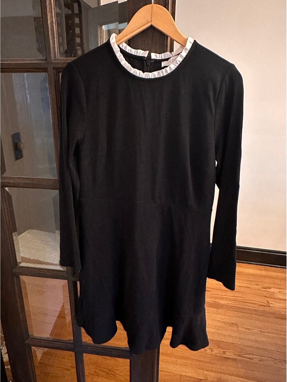 Women’s loft black dress